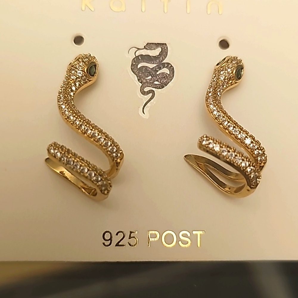 Crystal Snake Earings Ear Cuff.